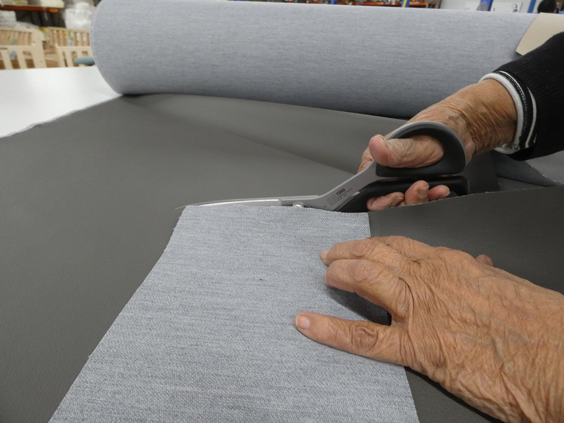 chair construction step 17