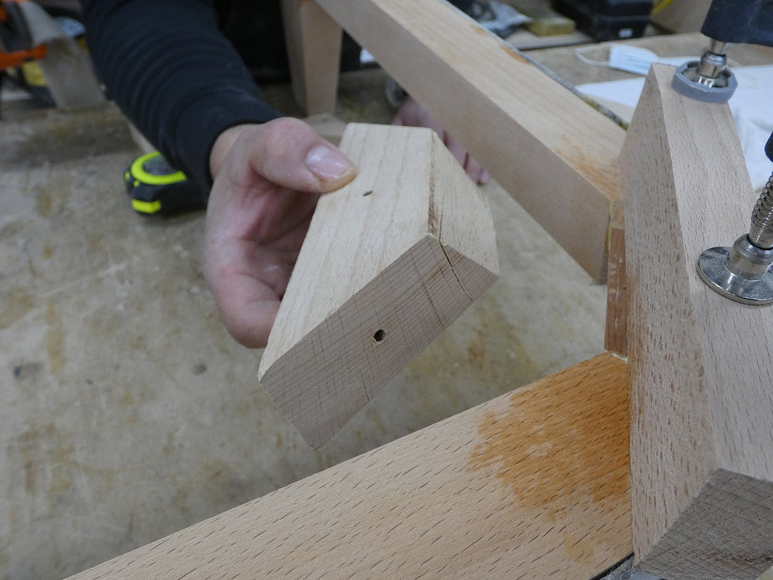 chair construction step 3